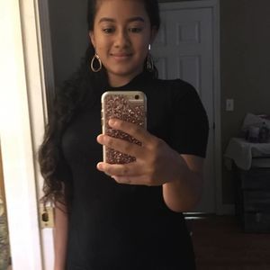 Meet your Posher, Melissa